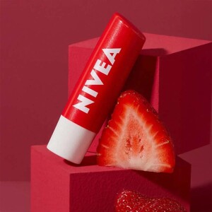 Nivea Dudak Bakım Kremi Strawberry Shine 4.8 gr - 2